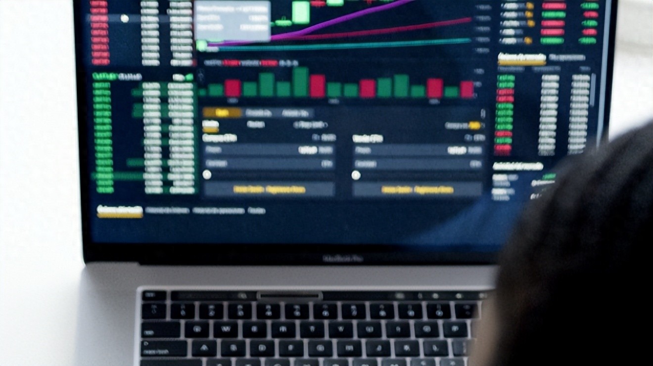 配资平台的钱从哪来?散户靠这套方法也能大赚