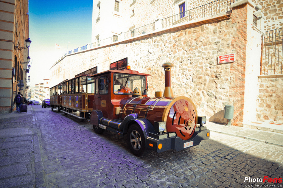 街头建筑拍摄方法_街景摄影技巧_街拍抄底用什么设备啊