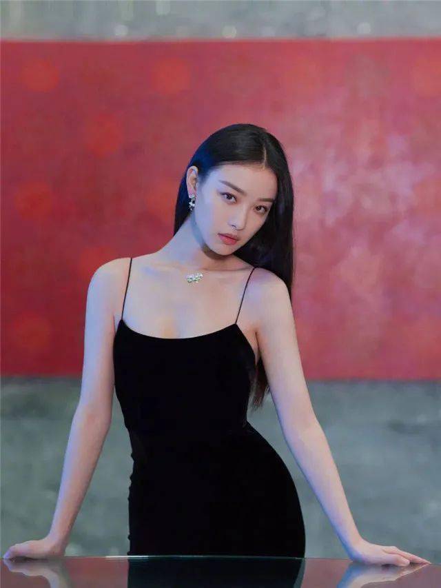 美人肩标准_美人肩自测方法_美人肩形态图解