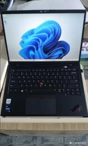 thinkpad x1 carbon gen10 高端商务笔记本_thinkpad x1 carbon aura ai ai全互联商务笔记本_ibm x1