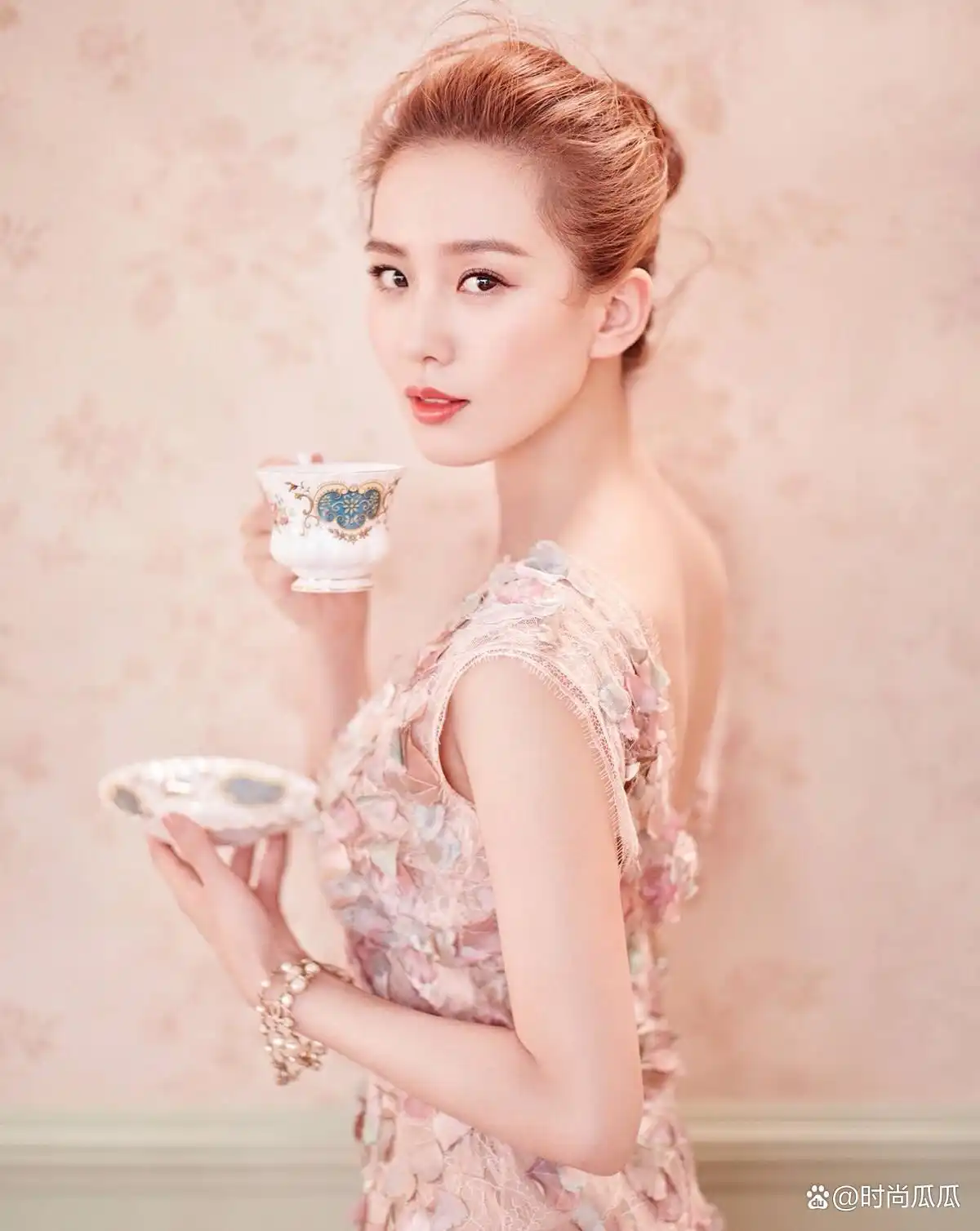 想拥有迷人肩部?美人肩形态标准及代表明星都在这了